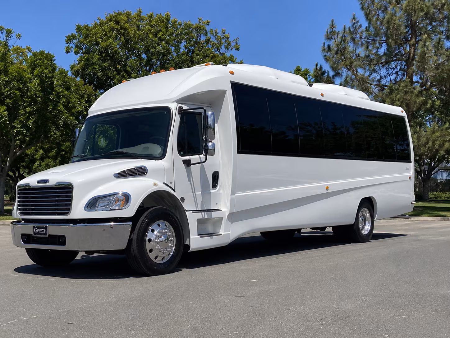 40 Passenger Party Bus Exterior