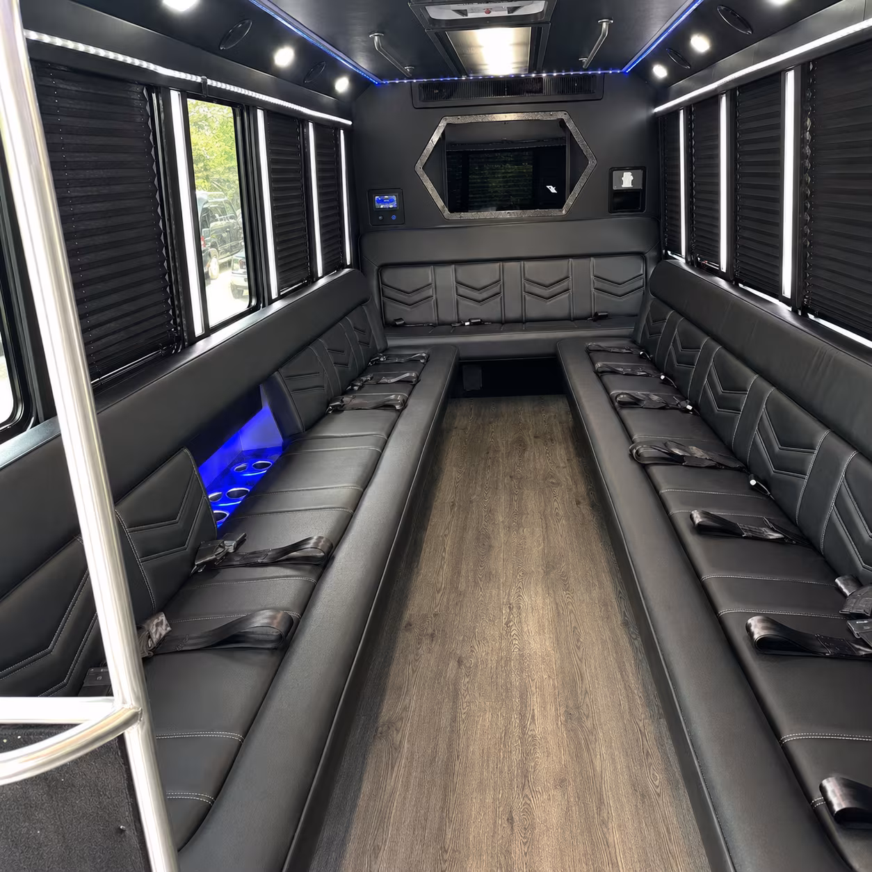 Detroit Homecoming & Prom Party Bus Rentals
