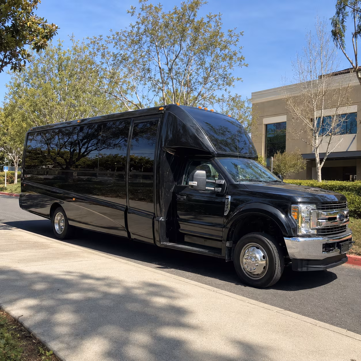Saint Clair Shores Party Bus Rental