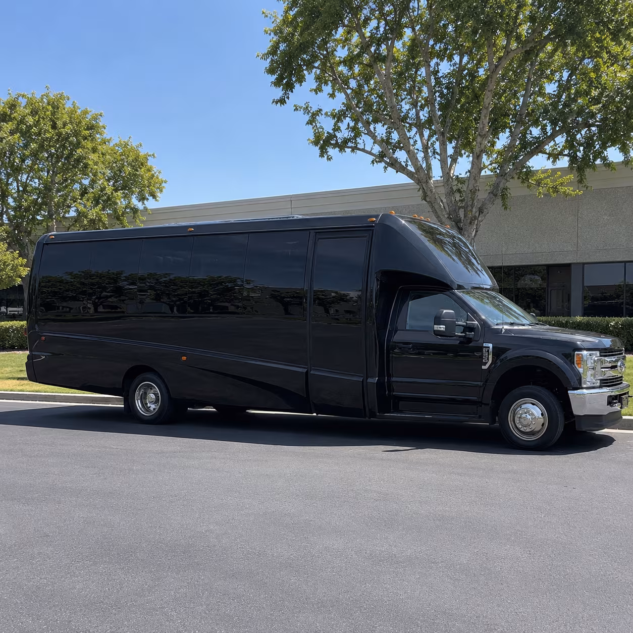 Sterling Heights Winery Tour & Pub Crawl Transportation route planning