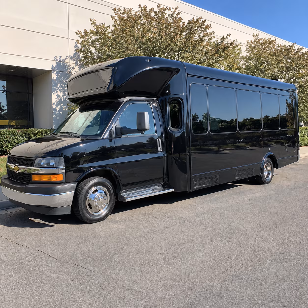 Sterling Heights Winery Tour & Pub Crawl Transportation party bus exterior