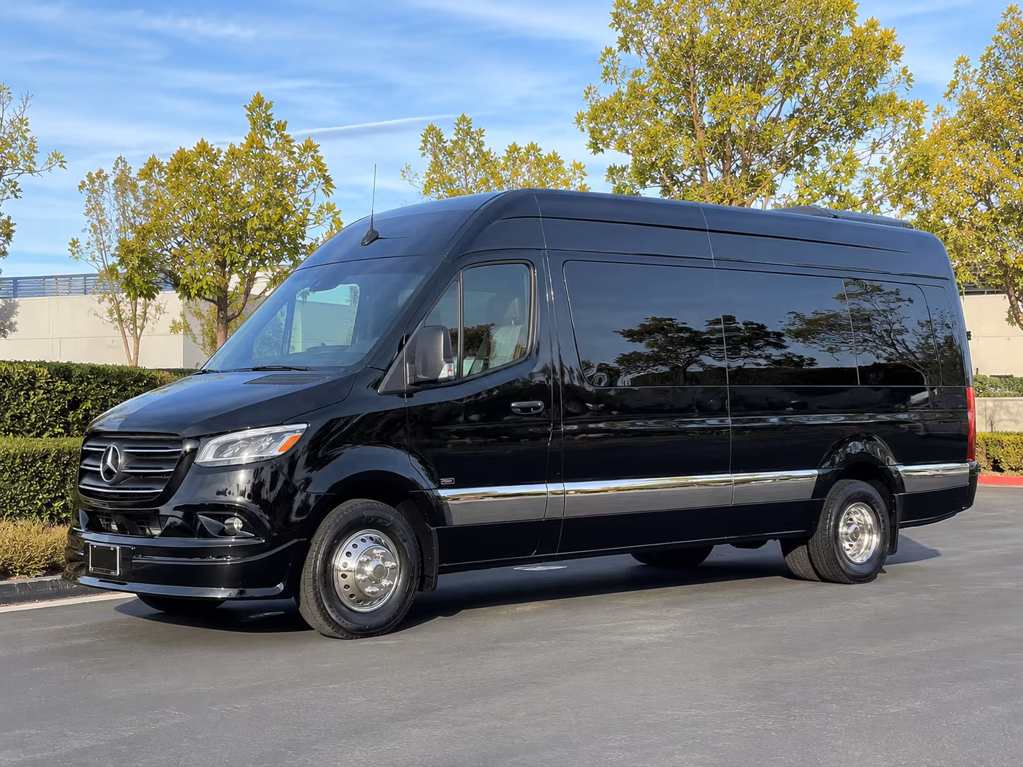Warren Airport Shuttles & Transportation