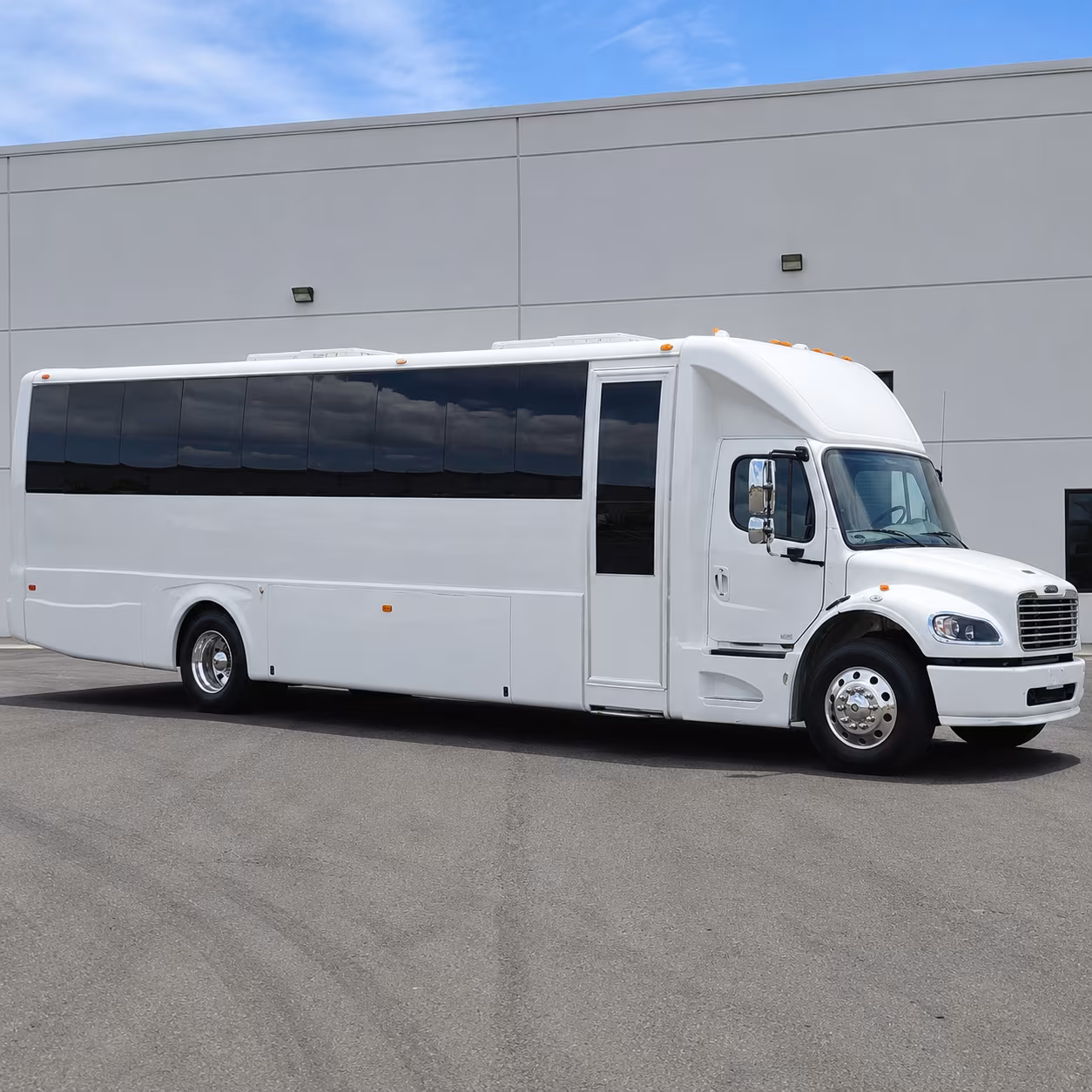Warren Birthday, Sweet 16, & Quinceañera Party Bus Rentals