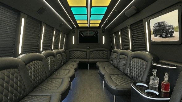 warren 20 passenger party bus